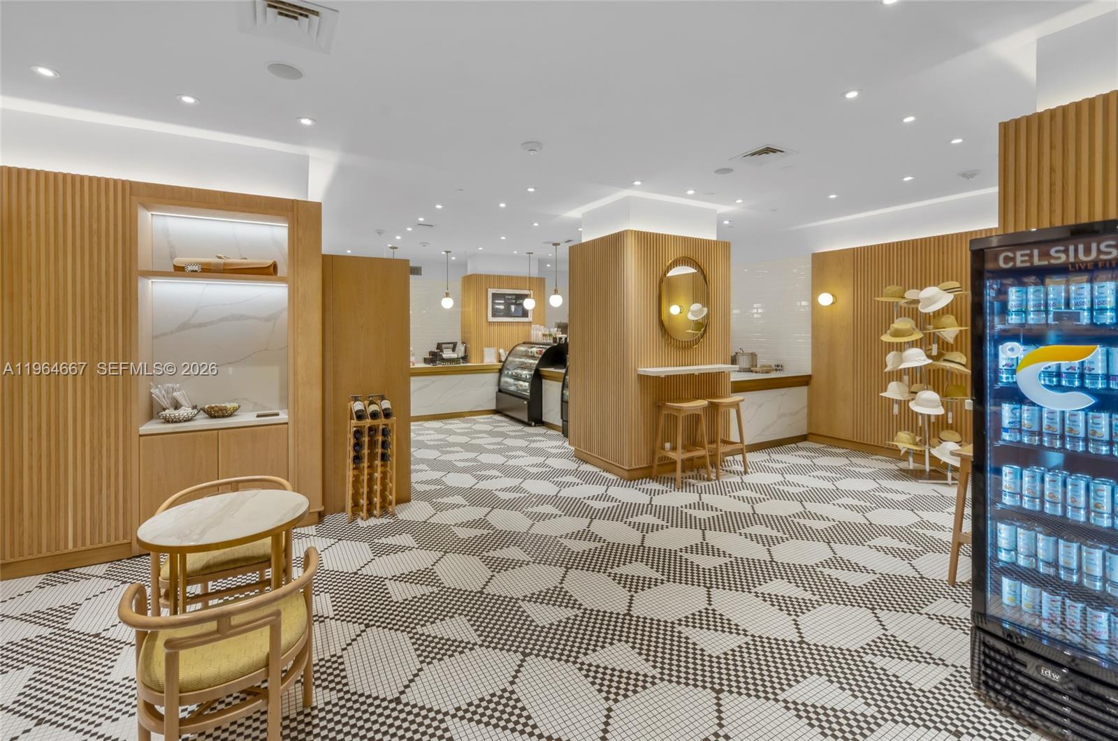 CENTRAL CARILLON BEACH CO - Residential Lease