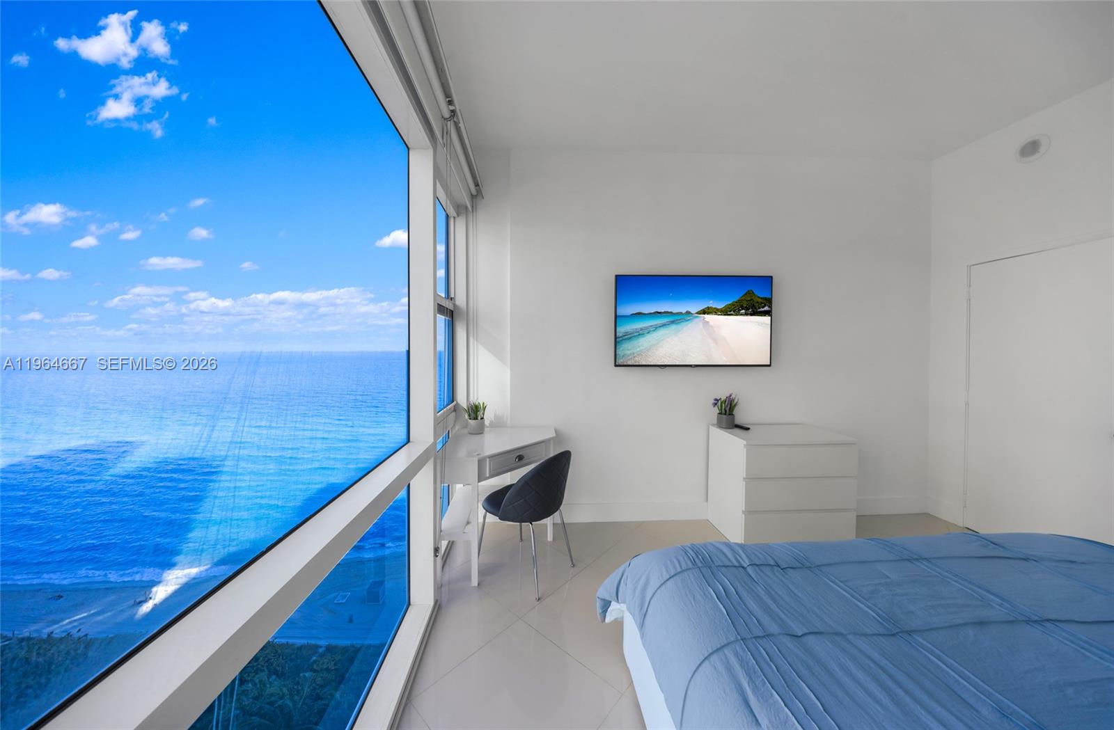 CENTRAL CARILLON BEACH CO - Residential Lease