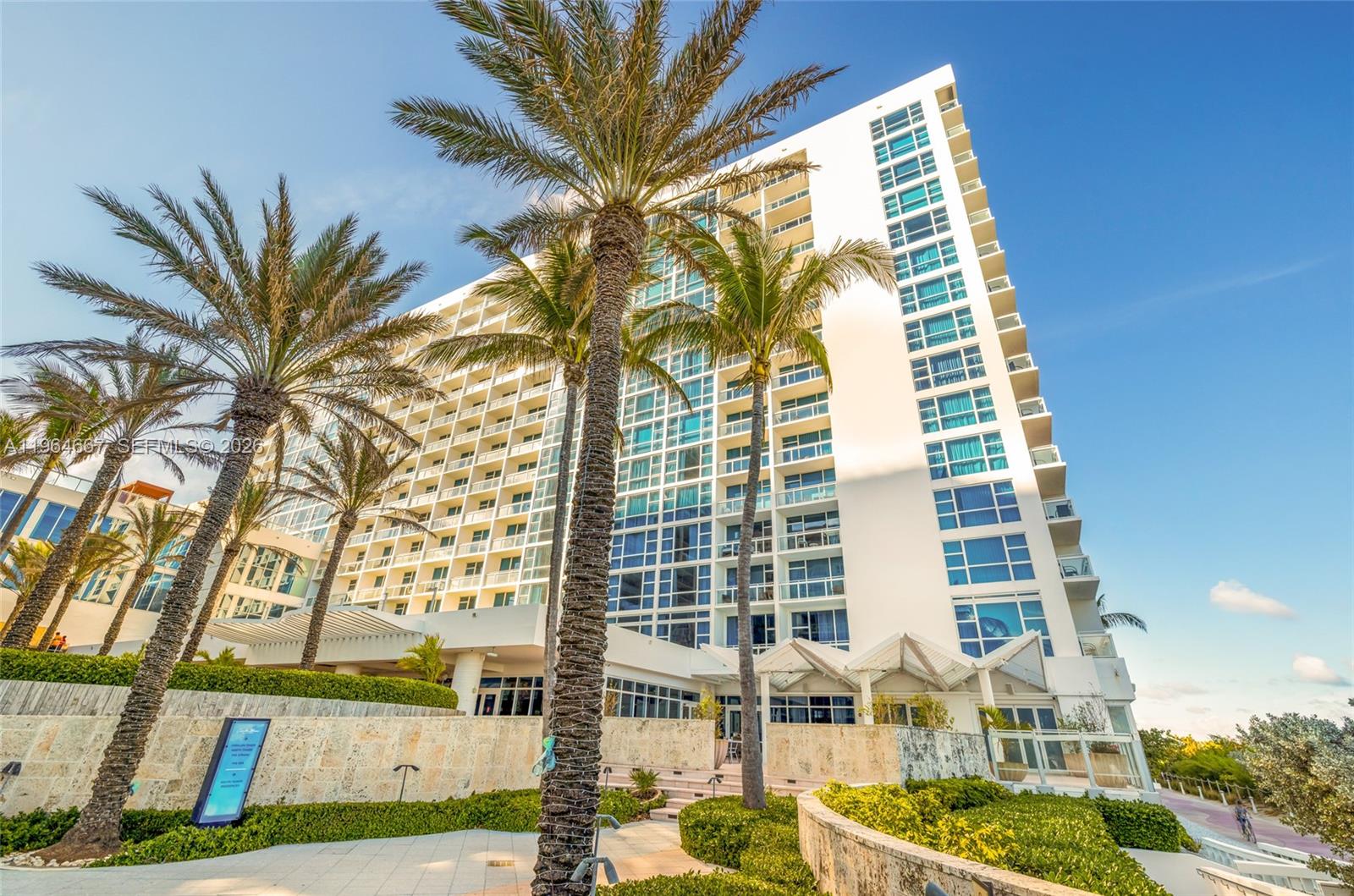 CENTRAL CARILLON BEACH CO - Residential Lease