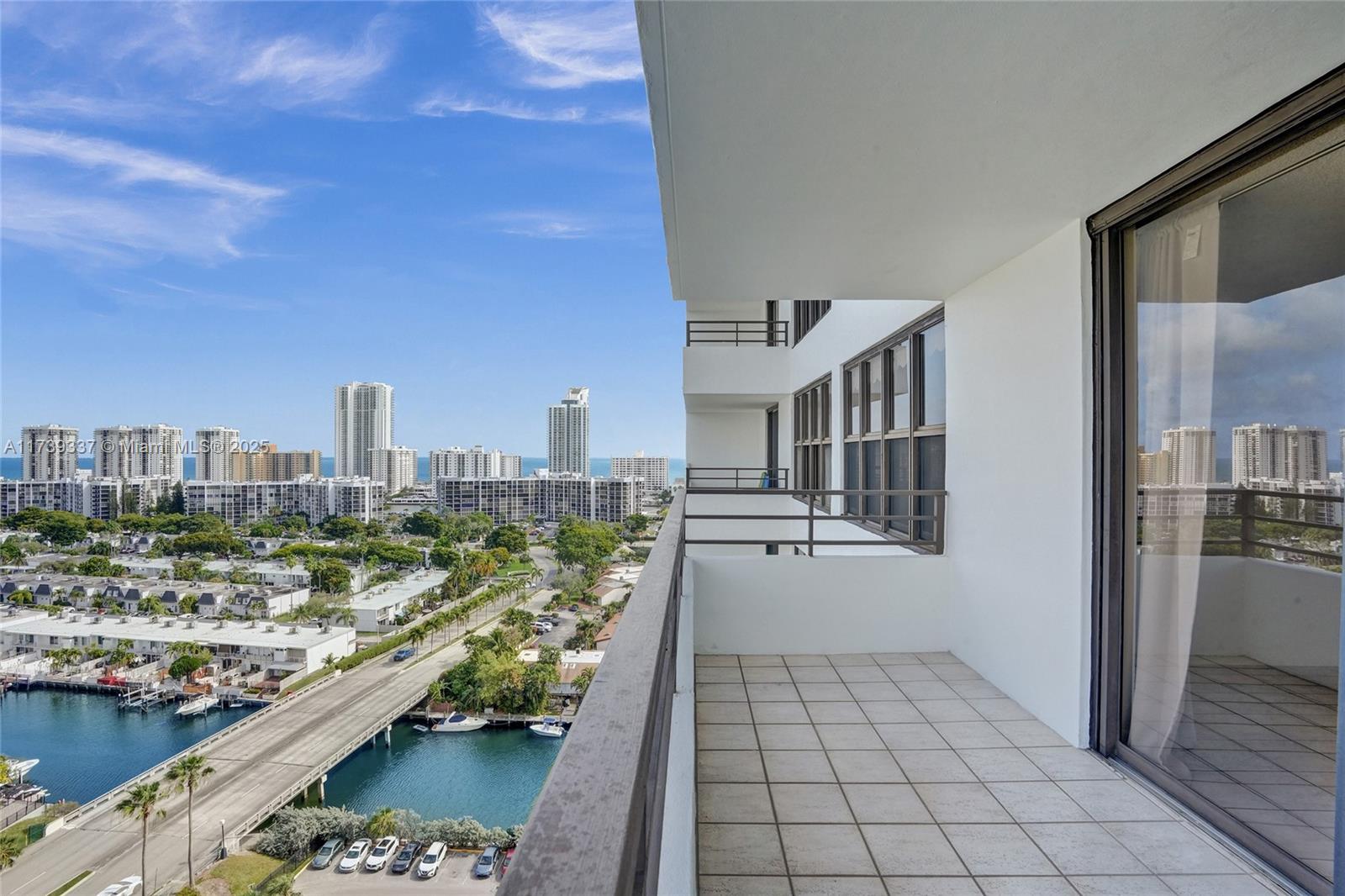 OLYMPUS CONDO PHASE - Residential