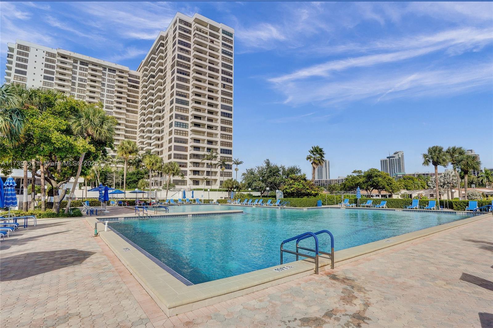 OLYMPUS CONDO PHASE - Residential