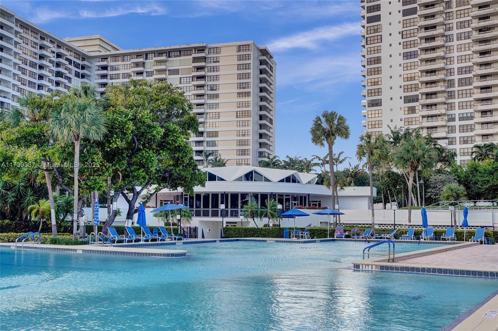 OLYMPUS CONDO PHASE - Residential