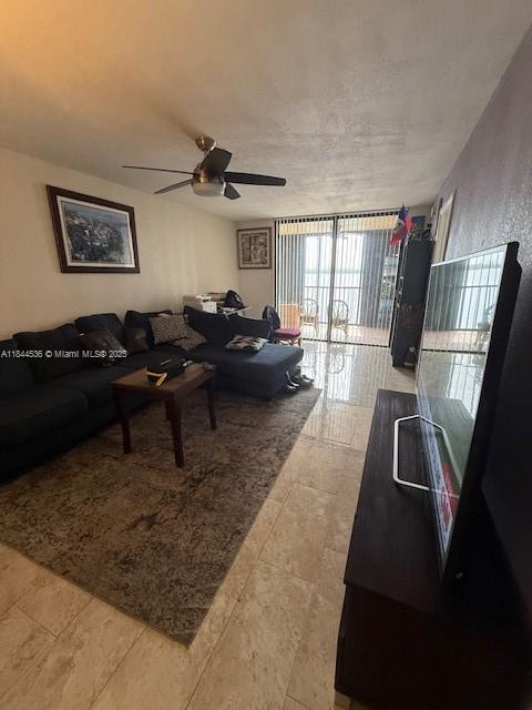 109 Lake Emerald Dr 202
