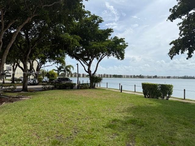 109 Lake Emerald Dr 202