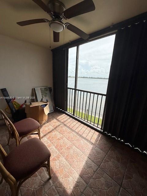 LAKE EMERALD CONDOMINIUM - Residential