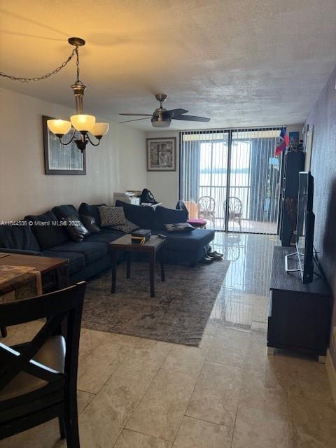 LAKE EMERALD CONDOMINIUM - Residential