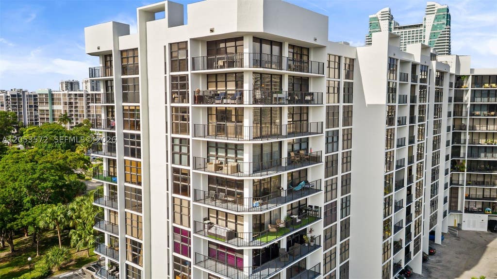Photo of 200 Leslie Dr #930, Hallandale Beach, FL 33009 (MLS # A12053572)
