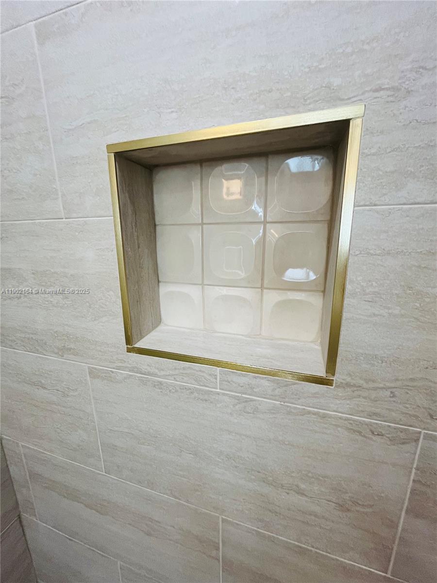 WOODSTOCK VILLAS - Residential Lease