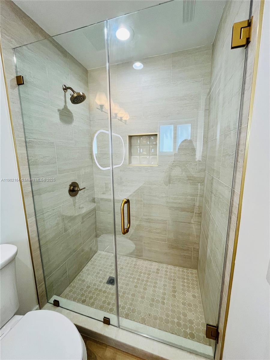 WOODSTOCK VILLAS - Residential Lease