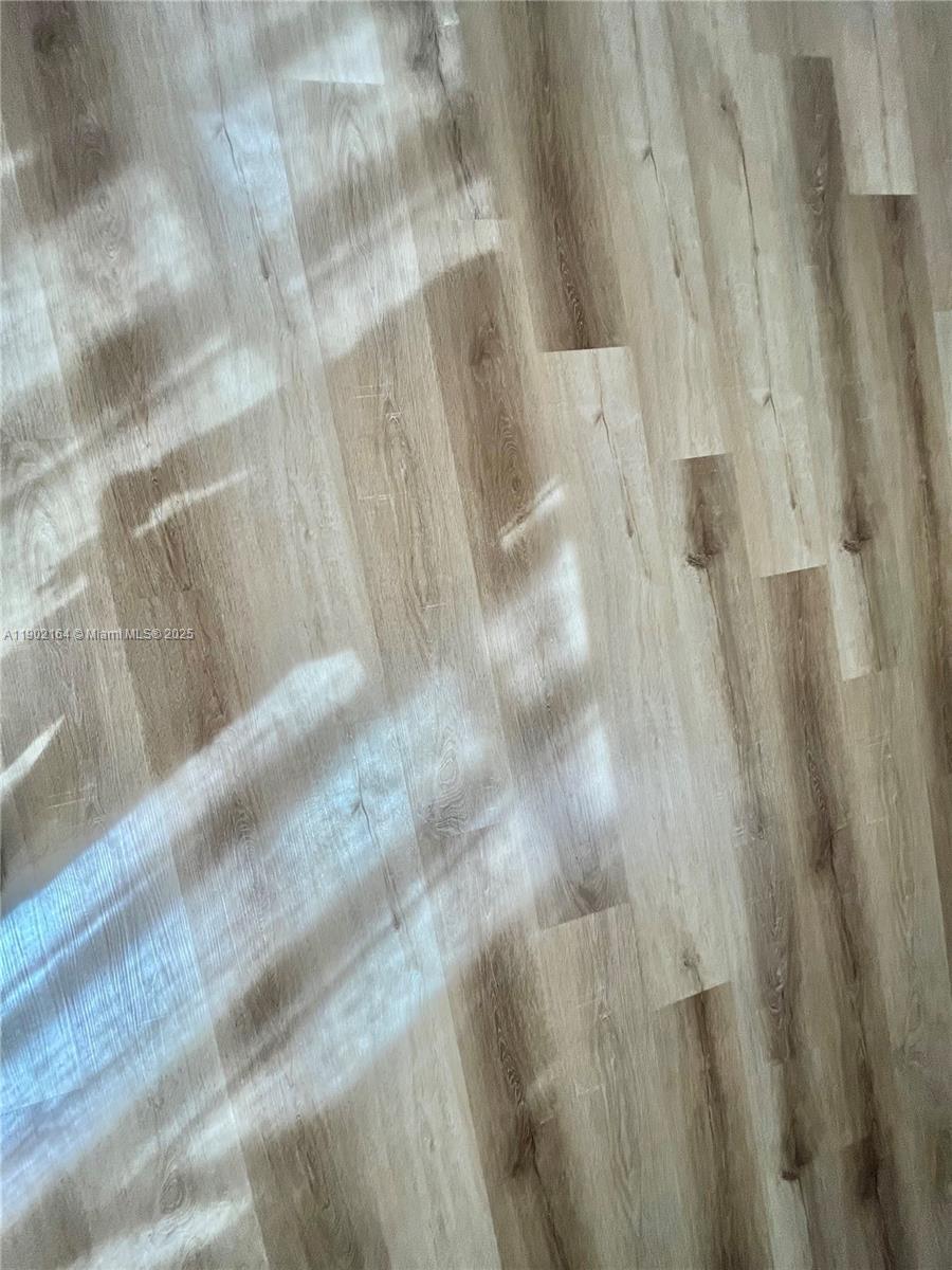 WOODSTOCK VILLAS - Residential Lease