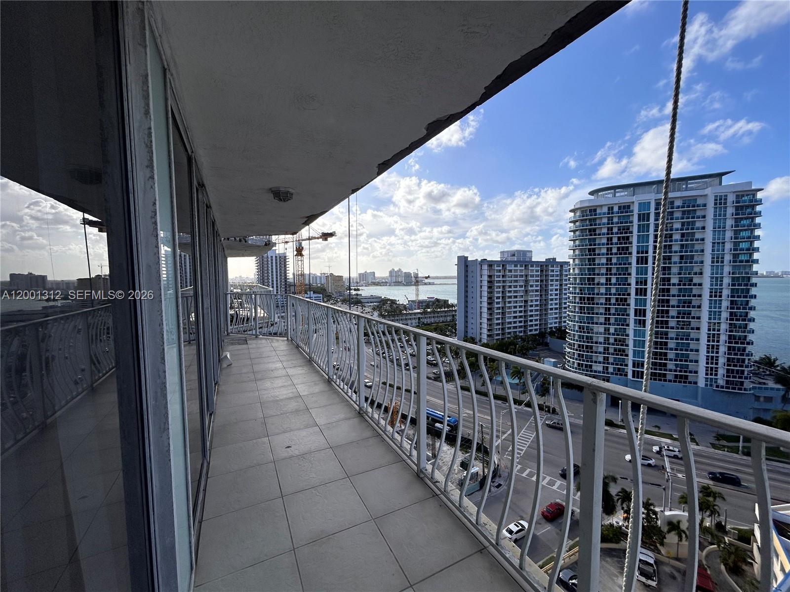 THE GRANDVIEW PALACE COND - Residential Lease