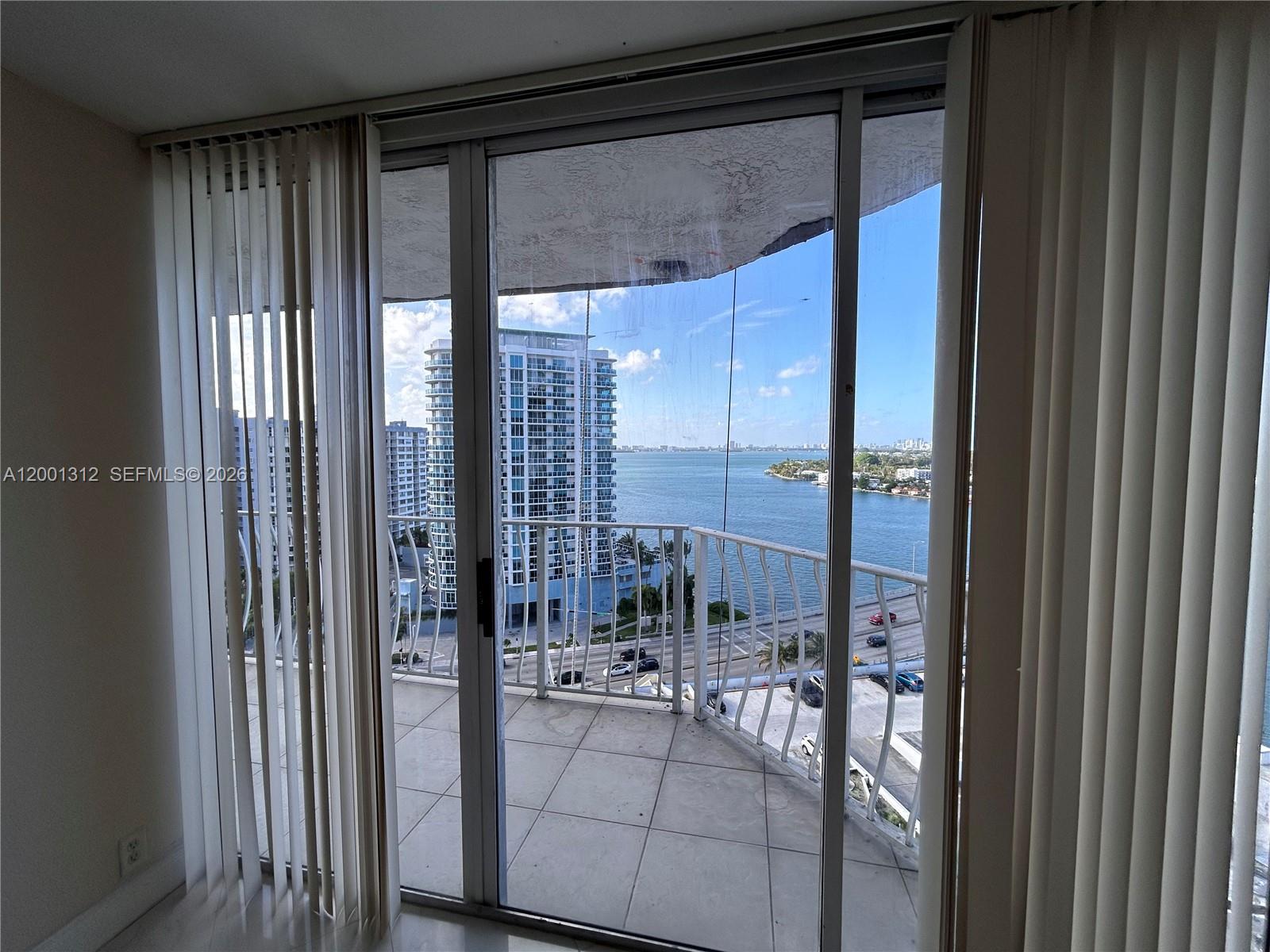 THE GRANDVIEW PALACE COND - Residential Lease