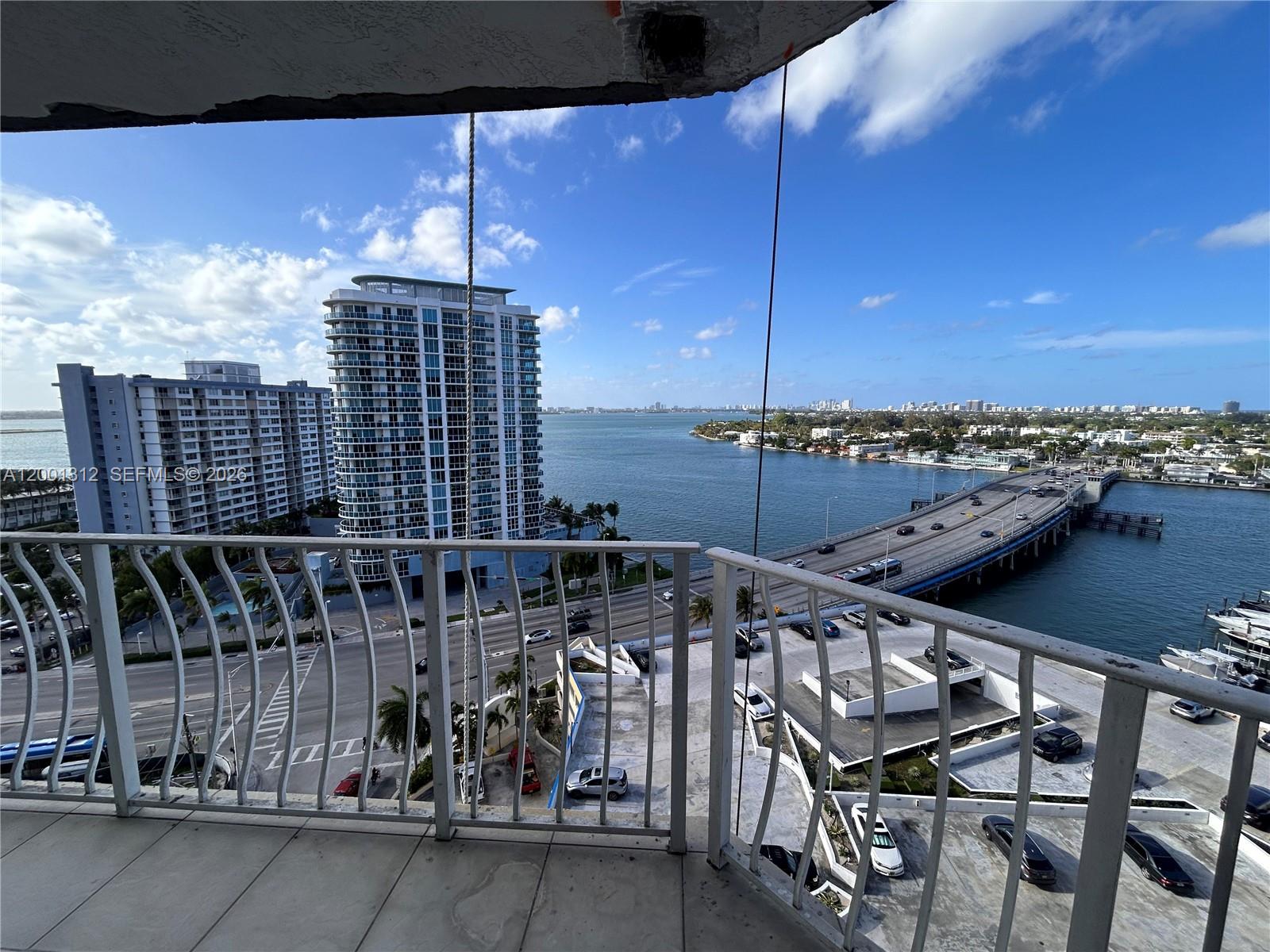 THE GRANDVIEW PALACE COND - Residential Lease