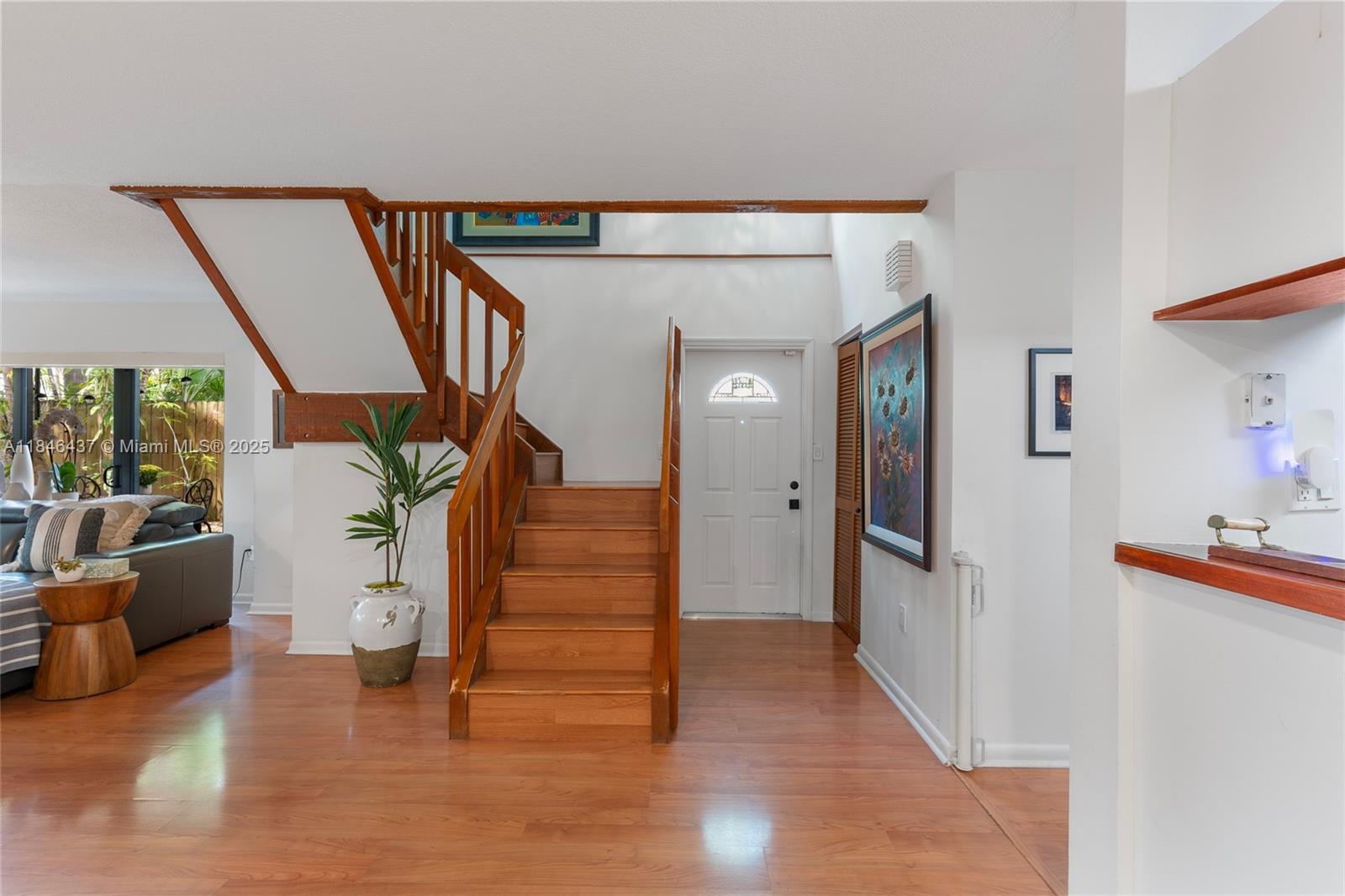 KENDALL GLENN CONDO - Residential