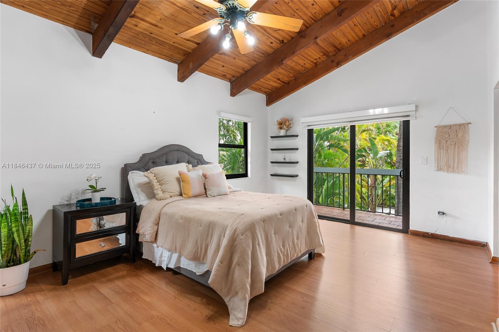 KENDALL GLENN CONDO - Residential