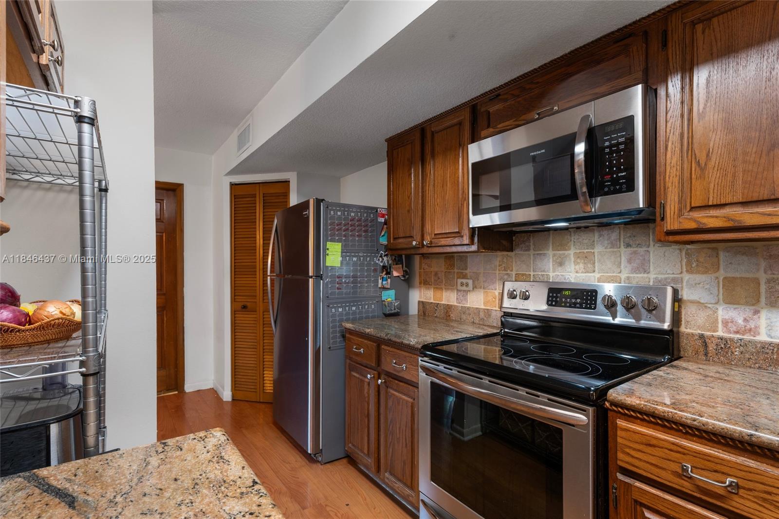 KENDALL GLENN CONDO - Residential