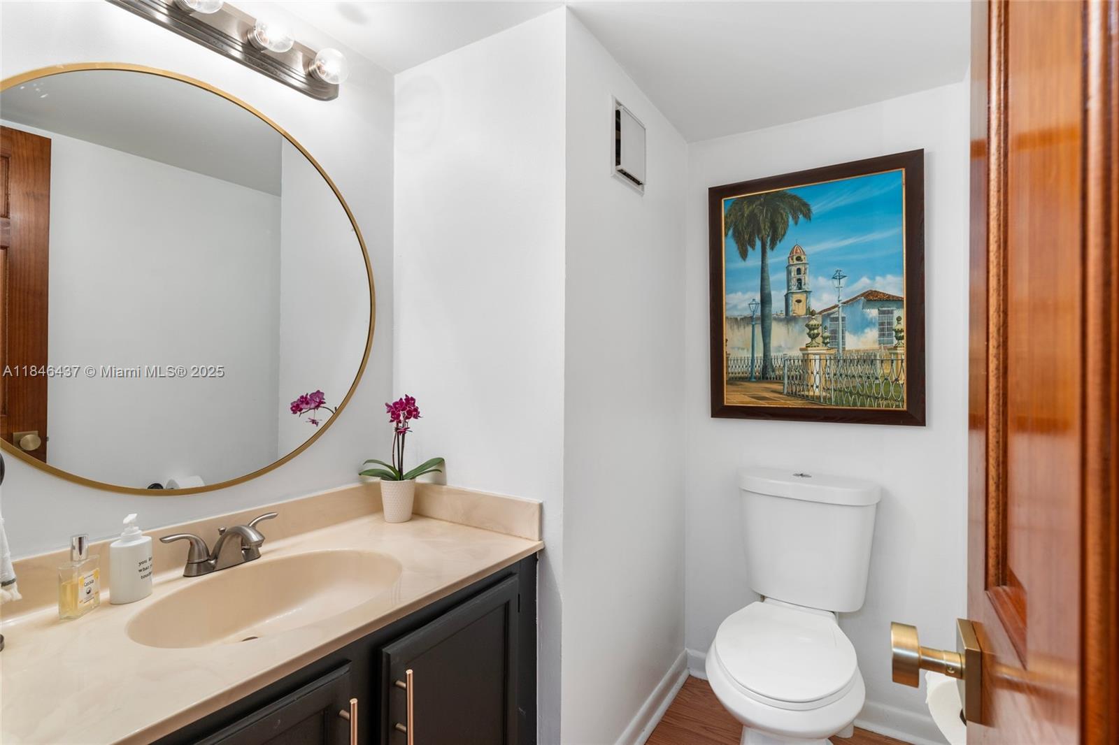 KENDALL GLENN CONDO - Residential