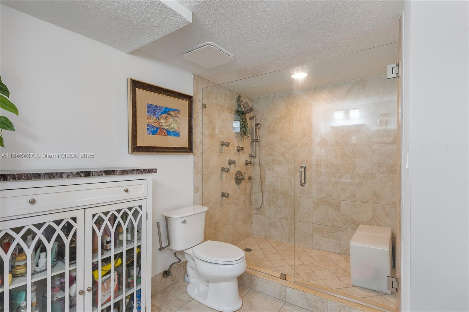 KENDALL GLENN CONDO - Residential