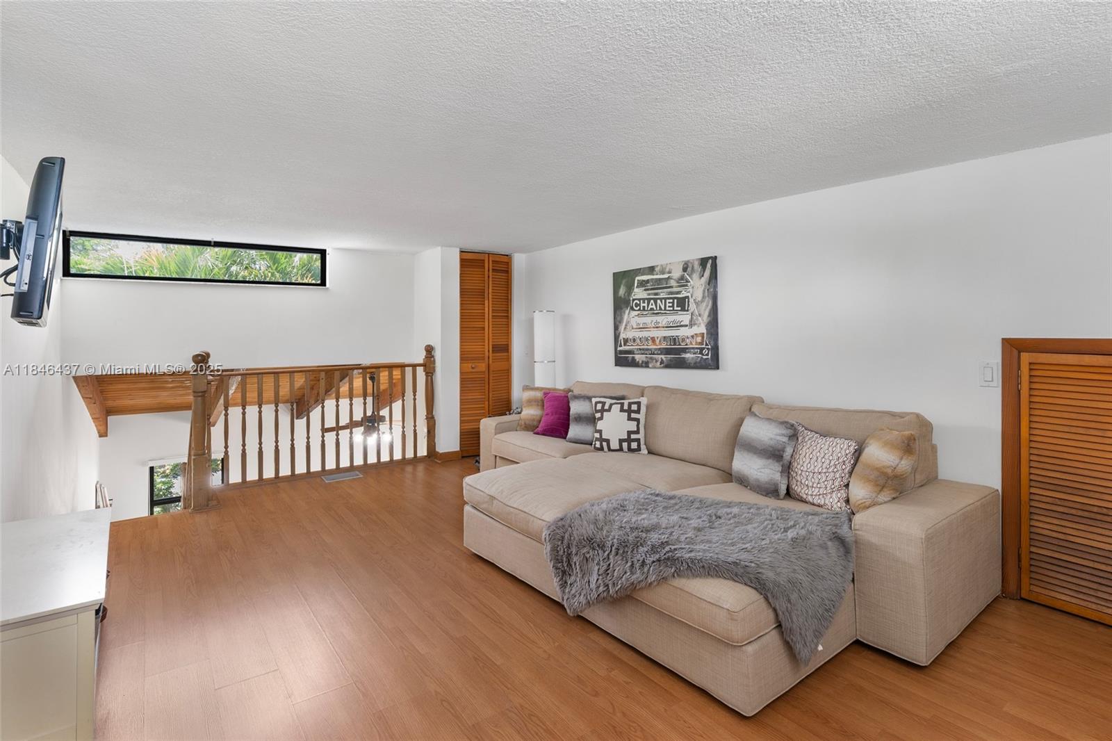 KENDALL GLENN CONDO - Residential