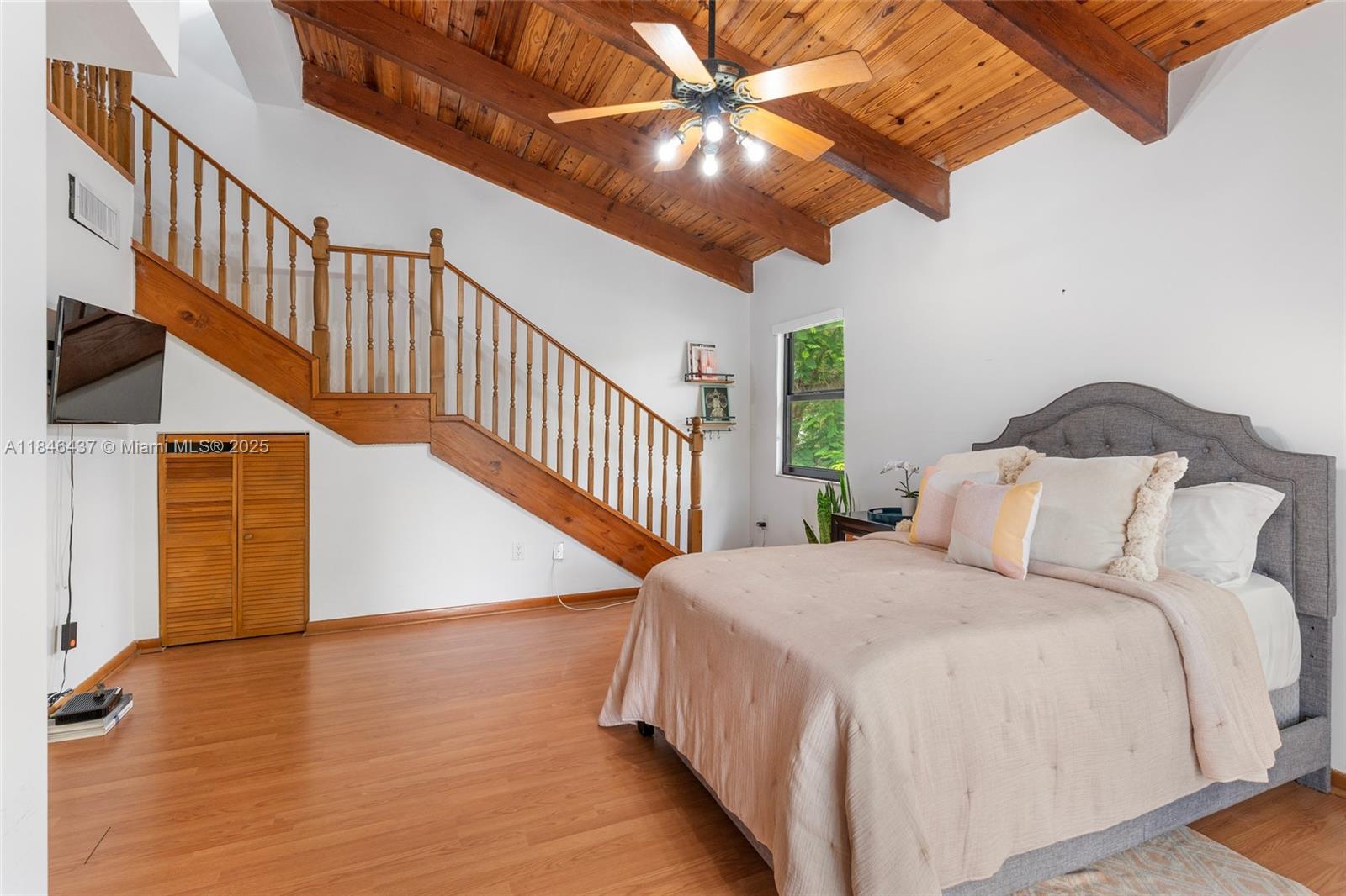 KENDALL GLENN CONDO - Residential