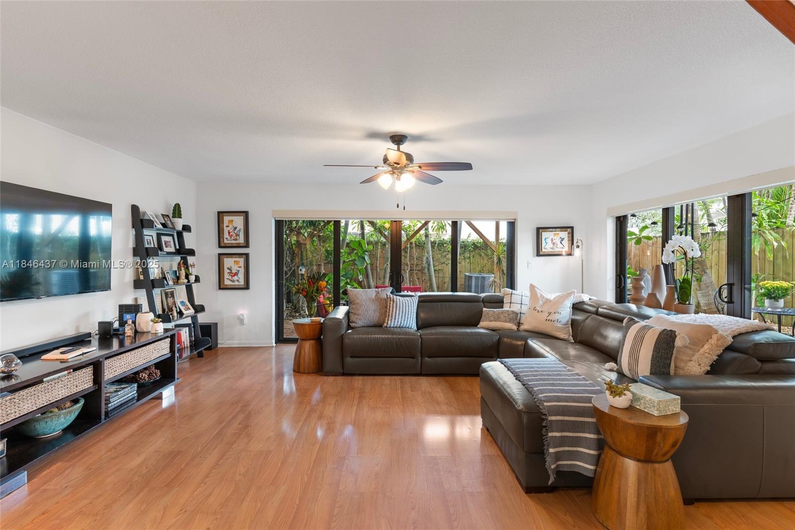 KENDALL GLENN CONDO - Residential