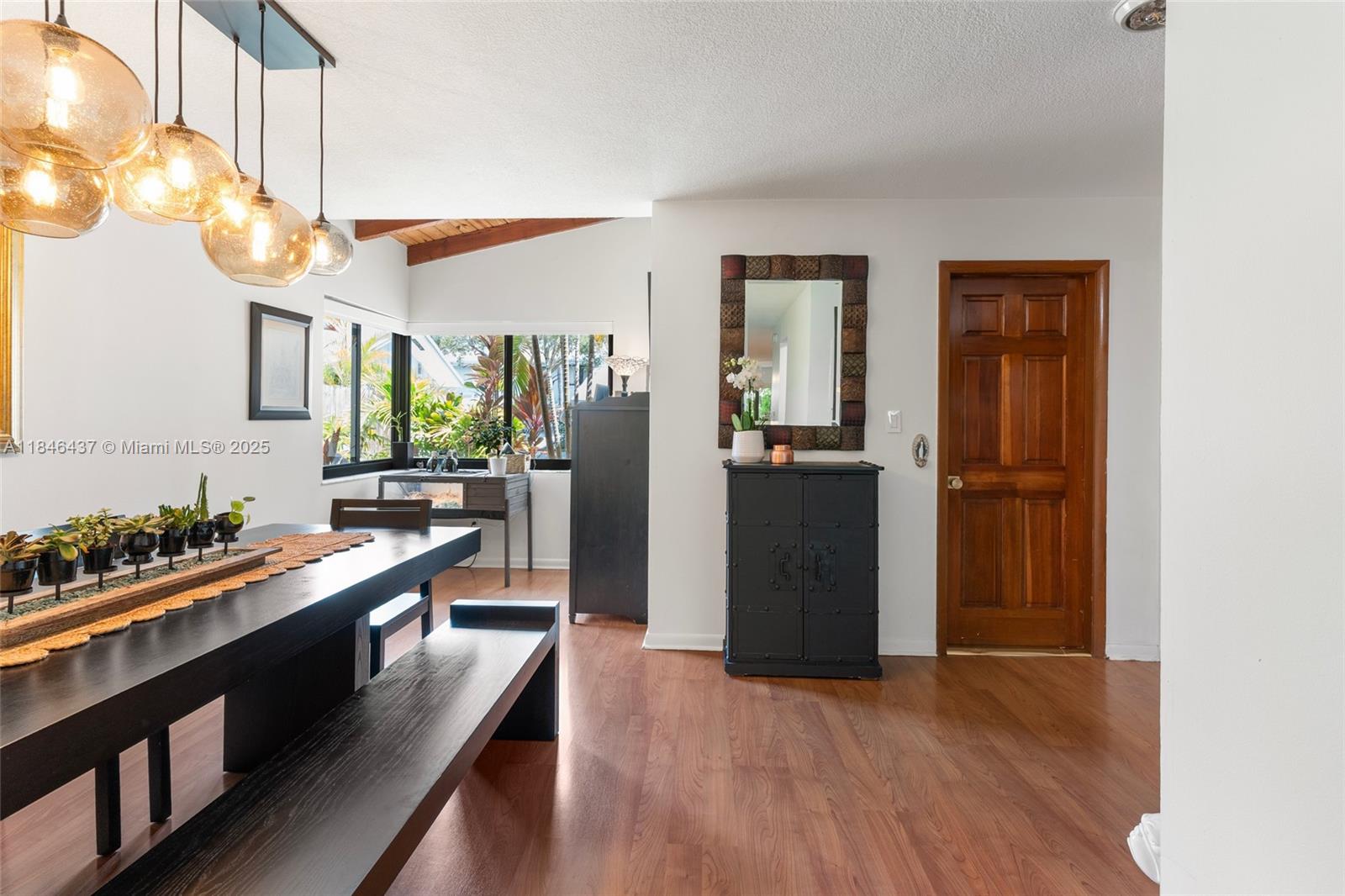 KENDALL GLENN CONDO - Residential