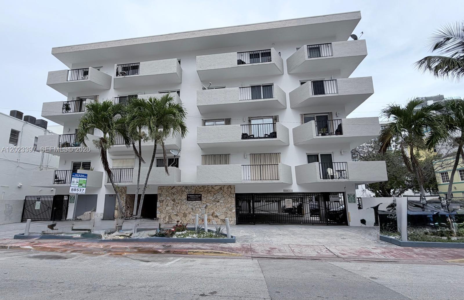 HARDING VILLAS CONDO - Residential
