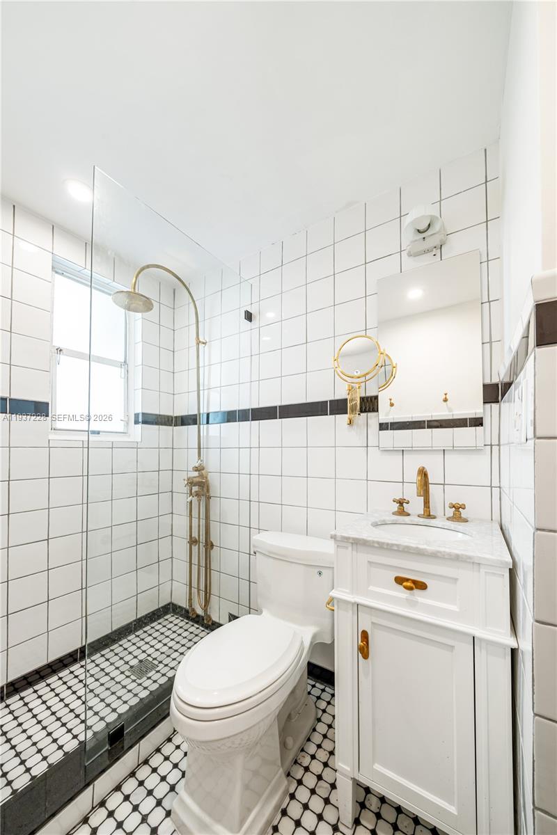 OCEAN BEACH ADDN NO 3 - Residential Lease