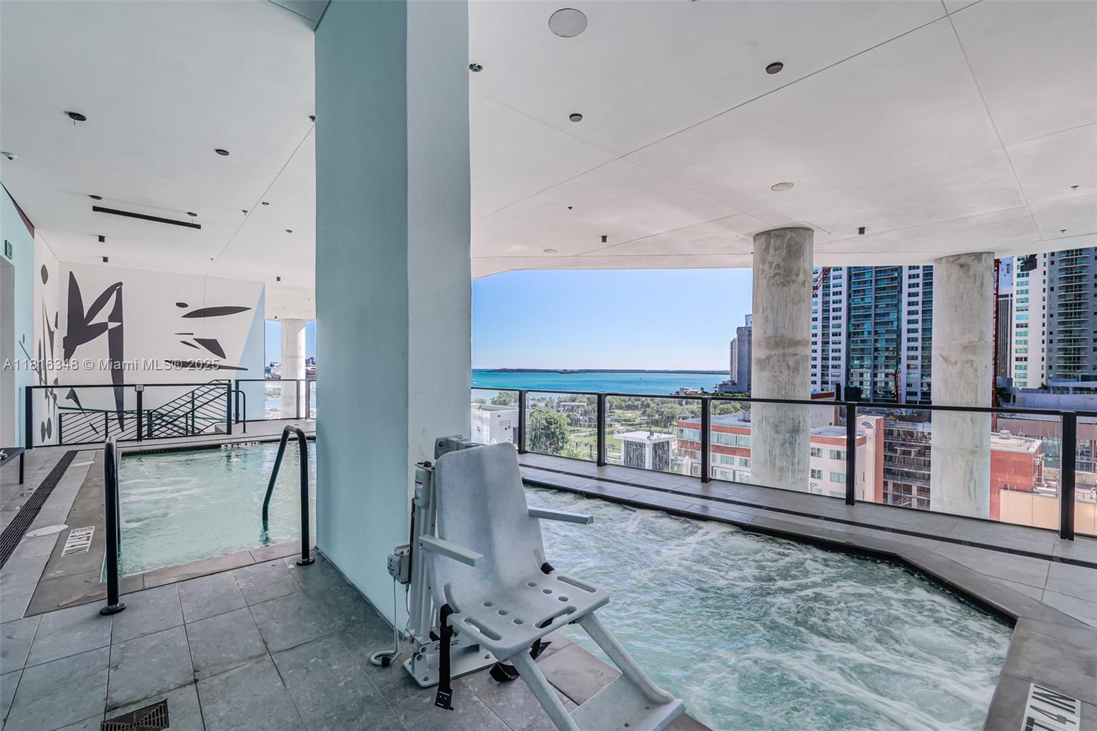 THE ELSER CONDO - Residential