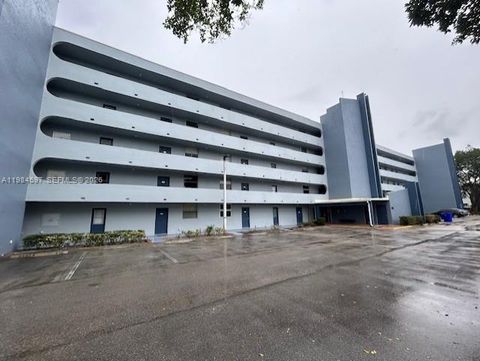 Photo of 5301 NW 2nd Ave #203, Boca Raton, FL 33487 (MLS # A11984597)