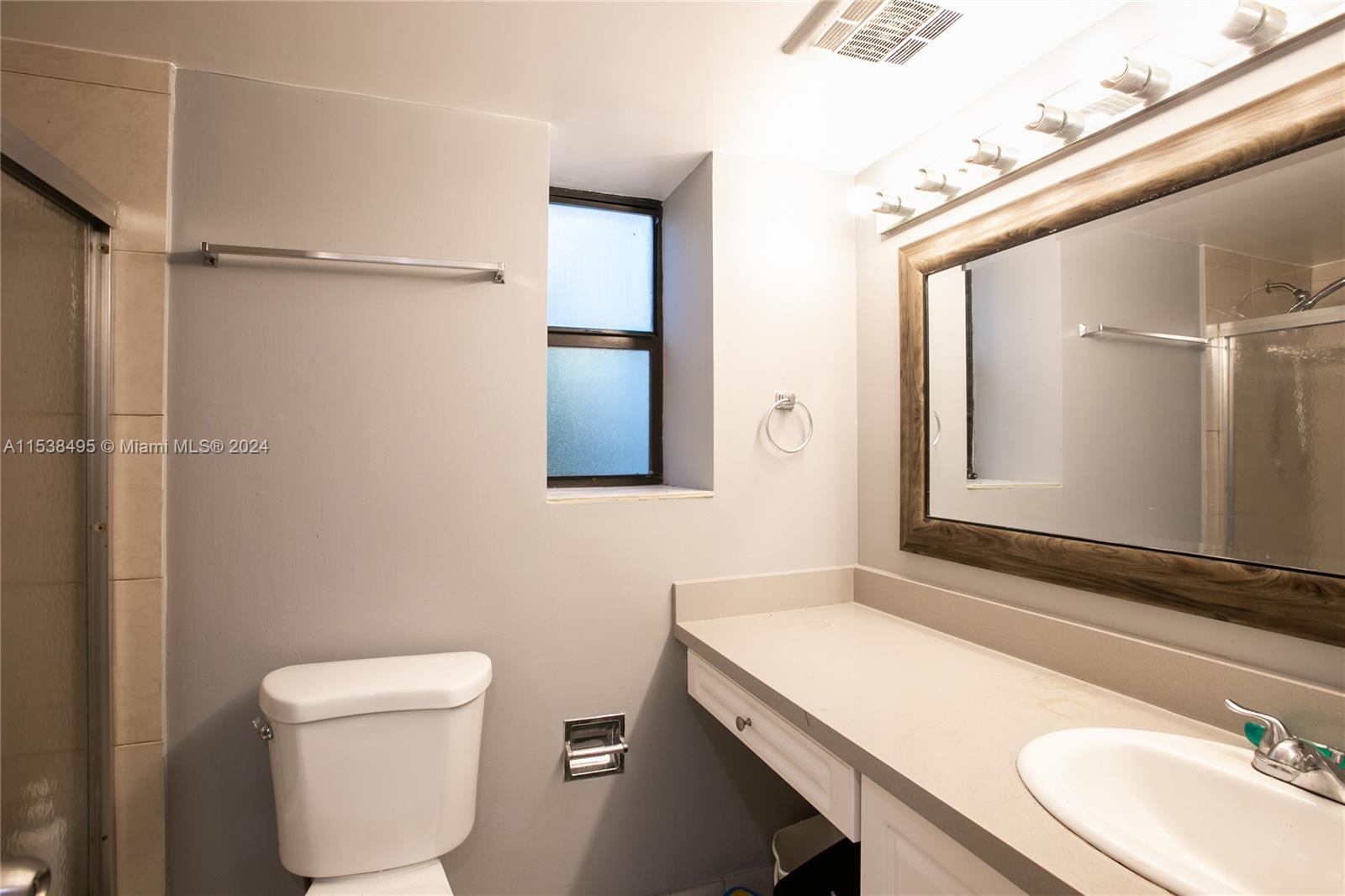 VILLA DORADA CONDO NO 2 - Residential