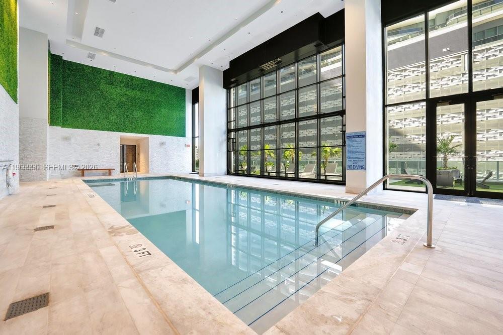 1010 BRICKELL CONDO - Residential