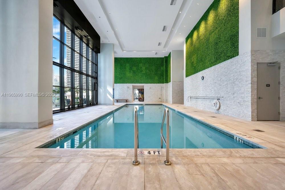 1010 BRICKELL CONDO - Residential