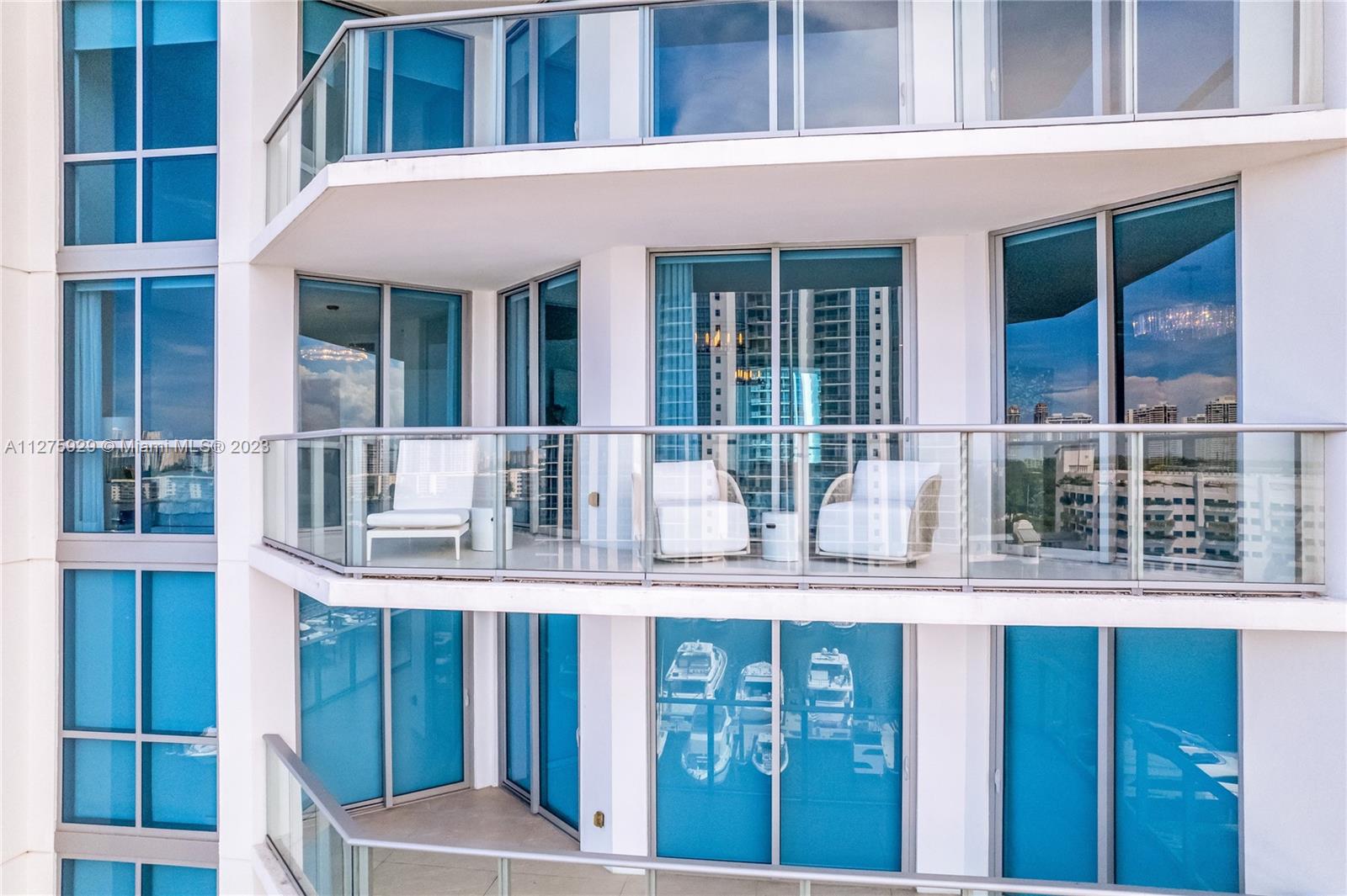 MARINA PALMS RESIDENCES S - Residential