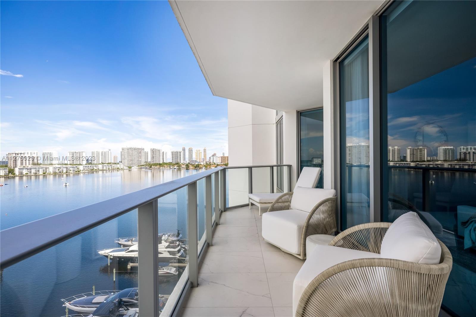 MARINA PALMS RESIDENCES S - Residential
