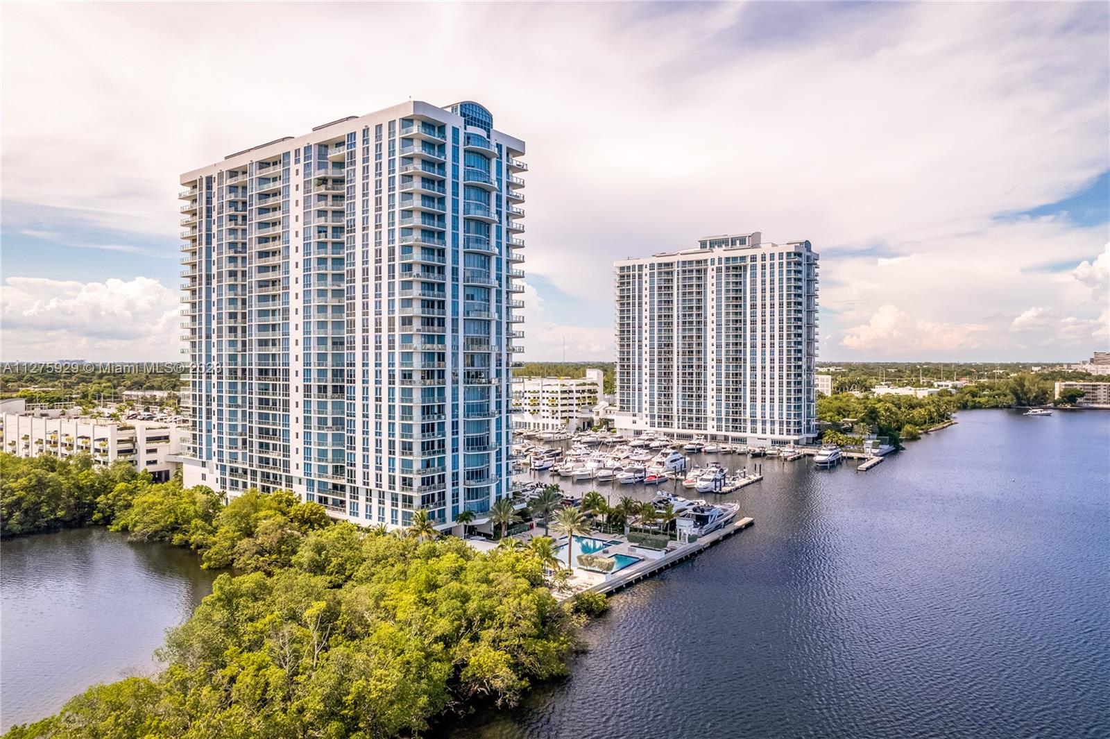 MARINA PALMS RESIDENCES S - Residential