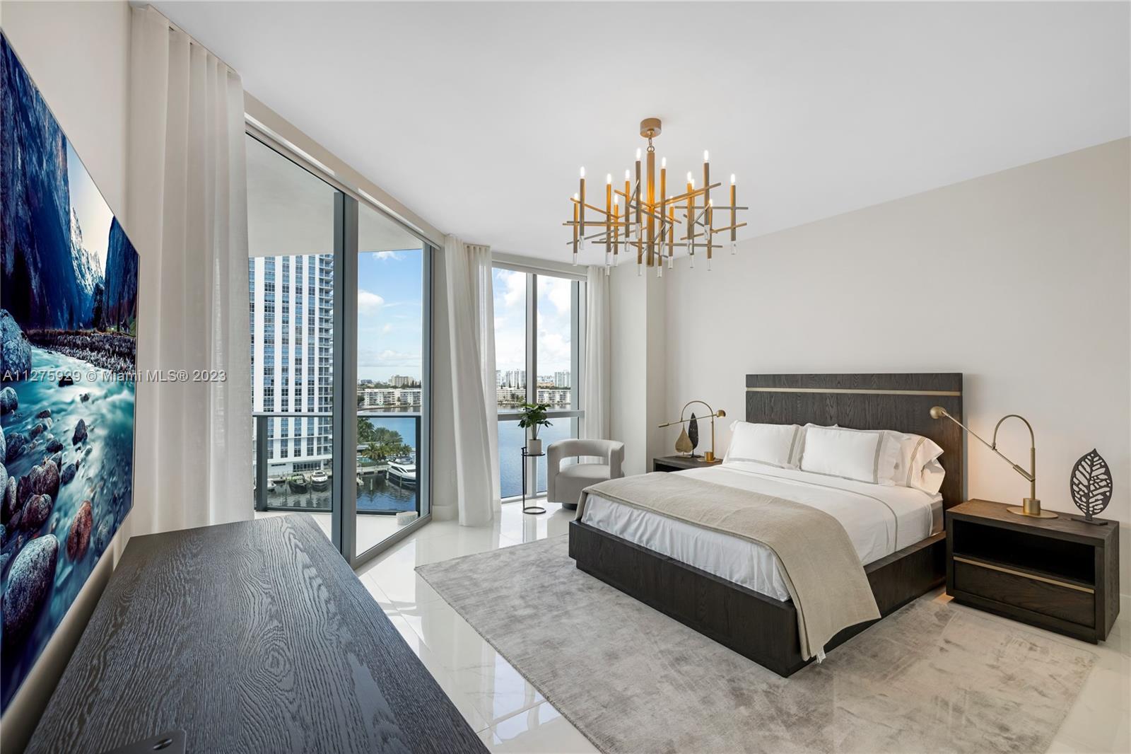 MARINA PALMS RESIDENCES S - Residential