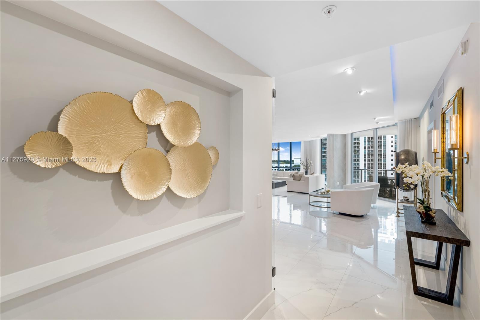 MARINA PALMS RESIDENCES S - Residential