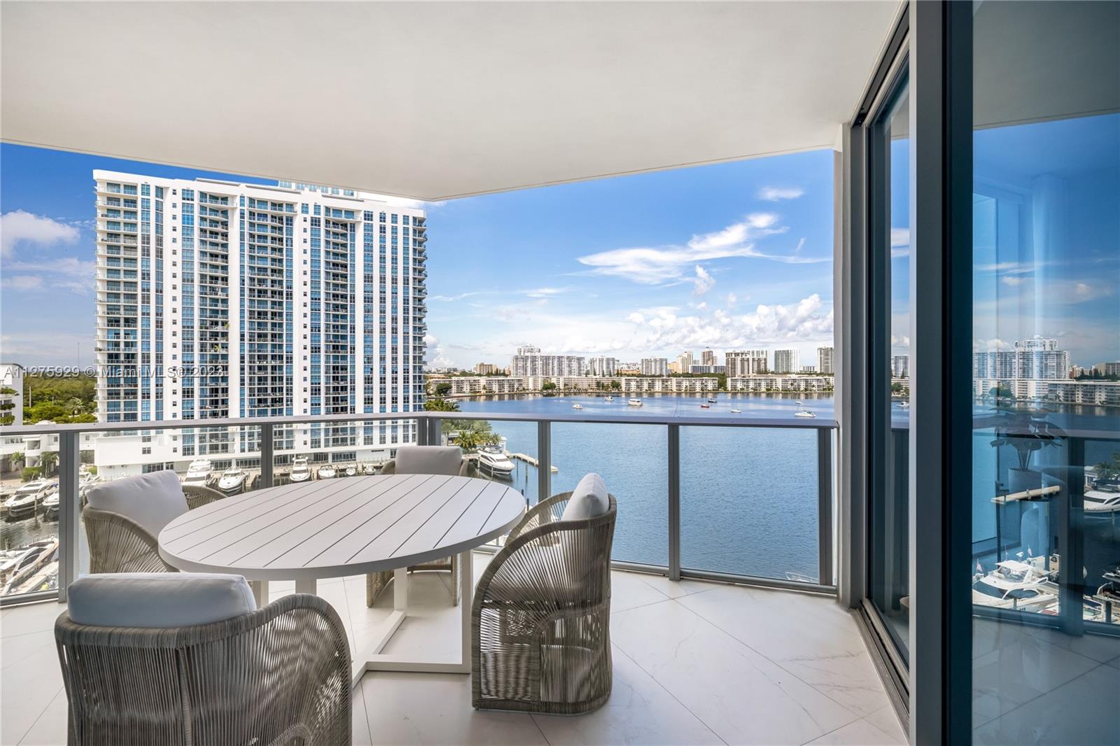 MARINA PALMS RESIDENCES S - Residential