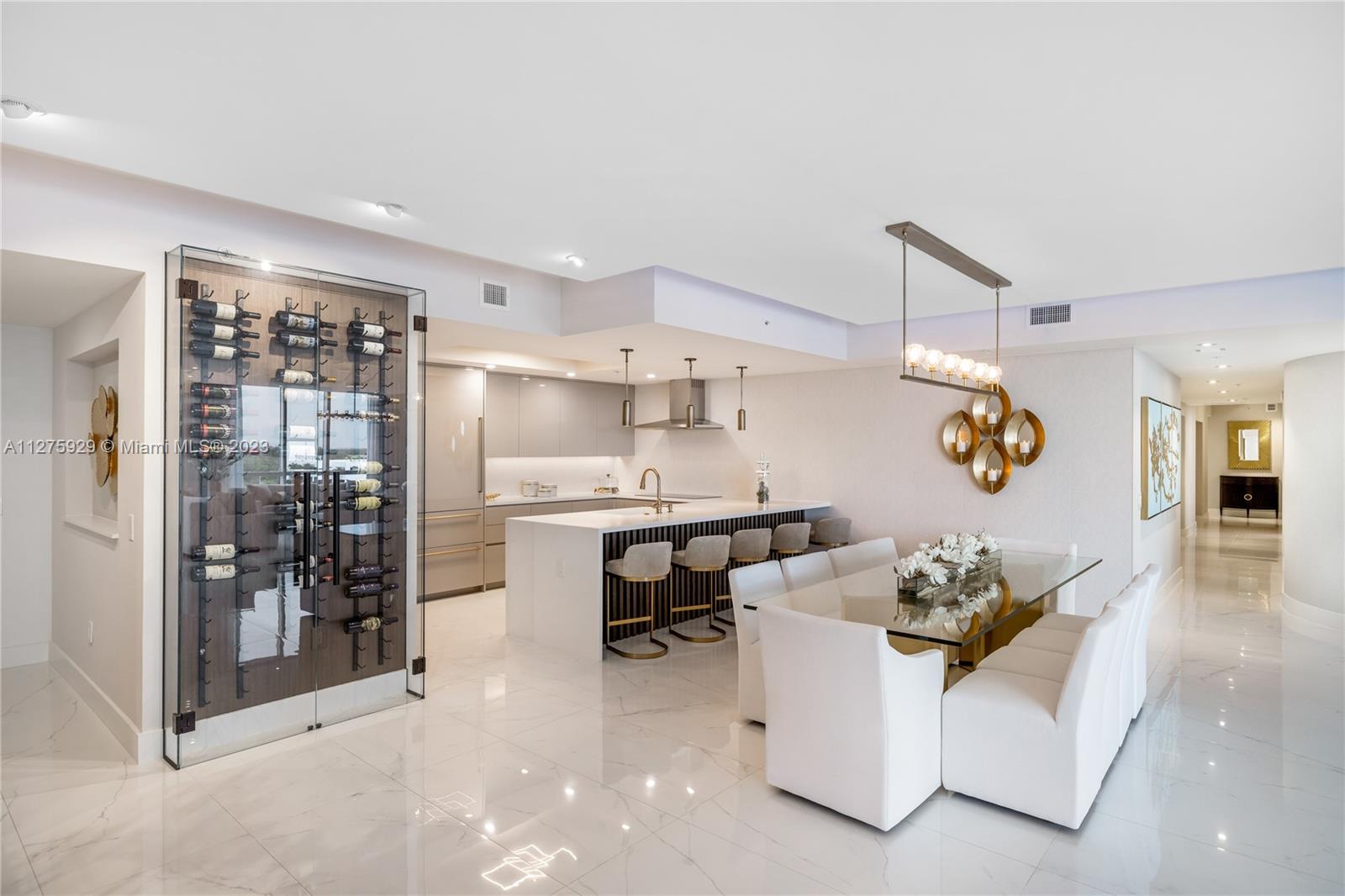 MARINA PALMS RESIDENCES S - Residential