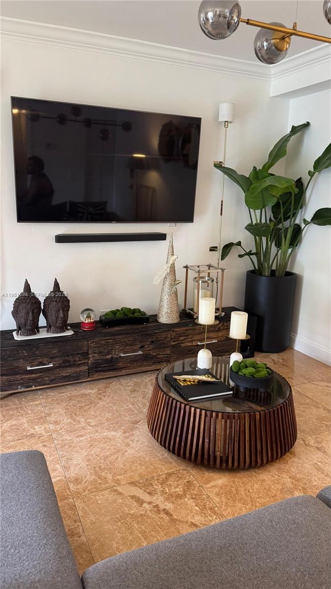 SUNSET VILLAS CONDO - Residential