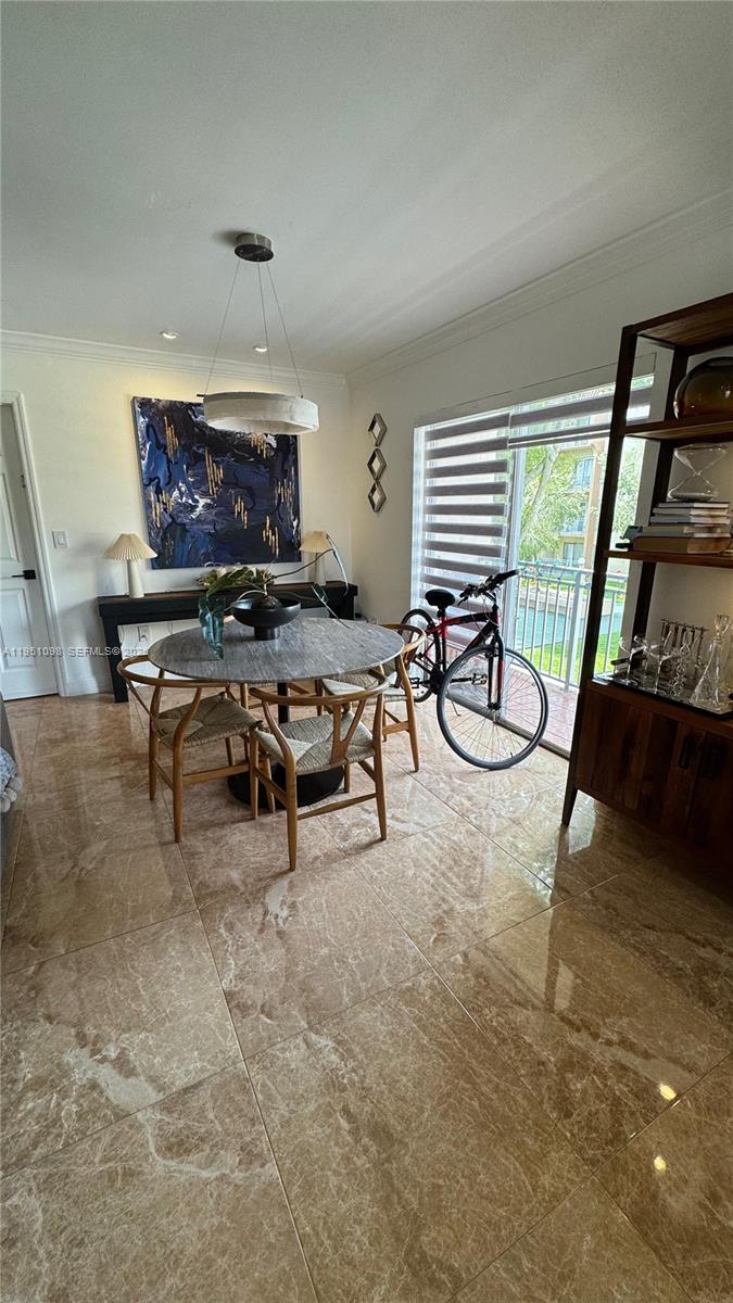 SUNSET VILLAS CONDO - Residential