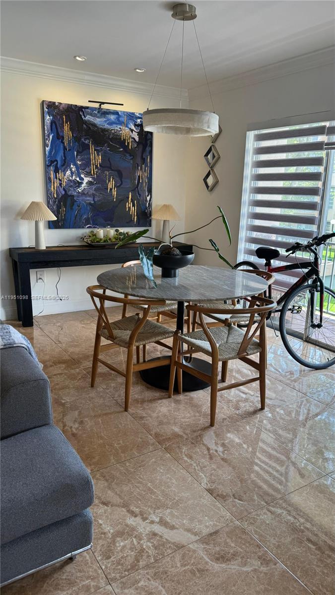 SUNSET VILLAS CONDO - Residential