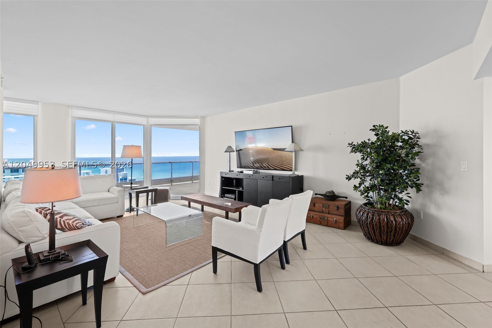 5025 Collins Ave 1707