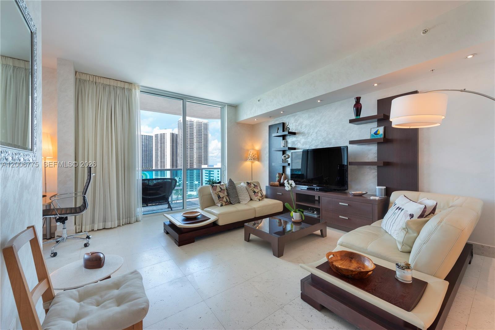 1945 S Ocean Dr 1812