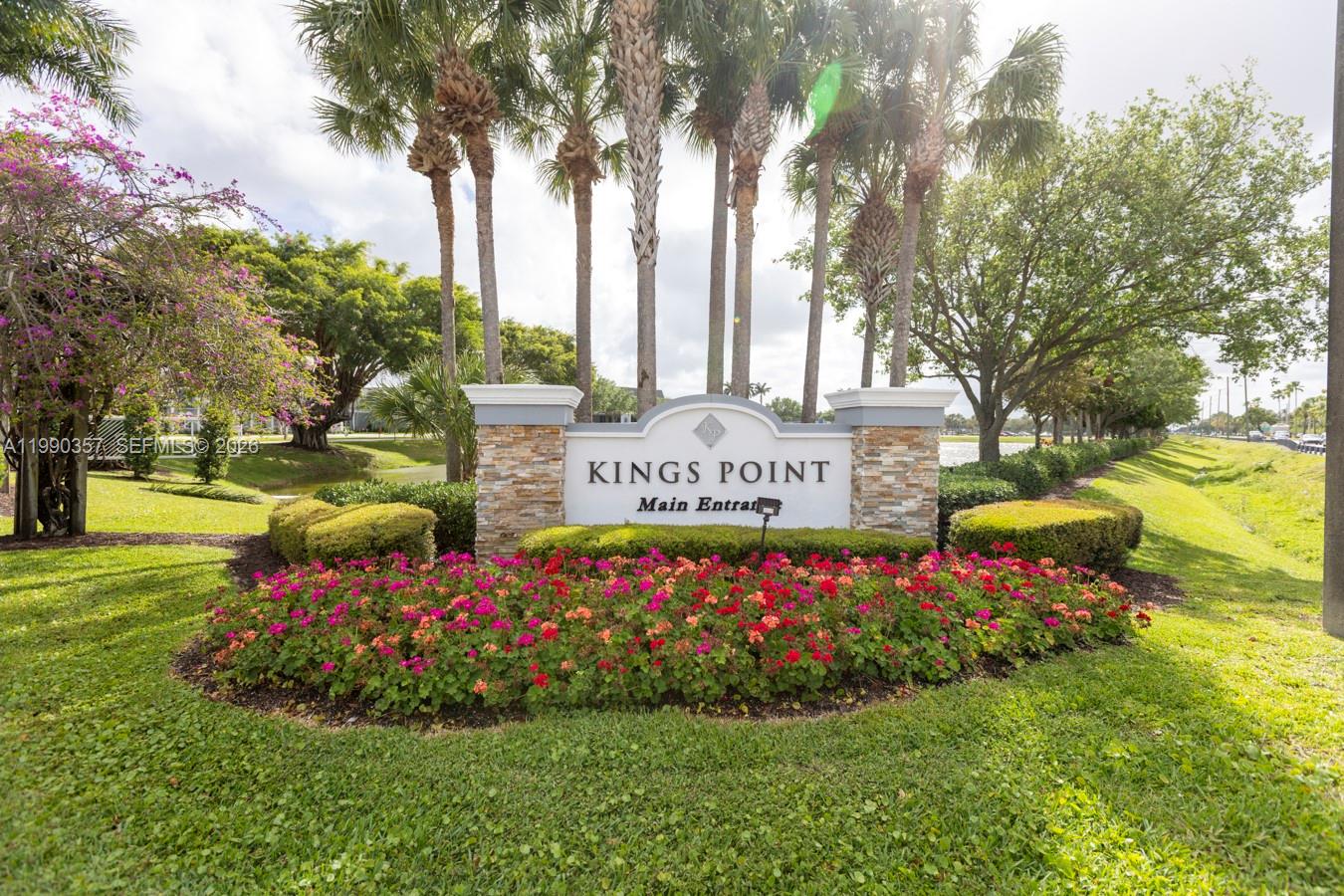 KINGS POINT BRITTANY COND - Residential