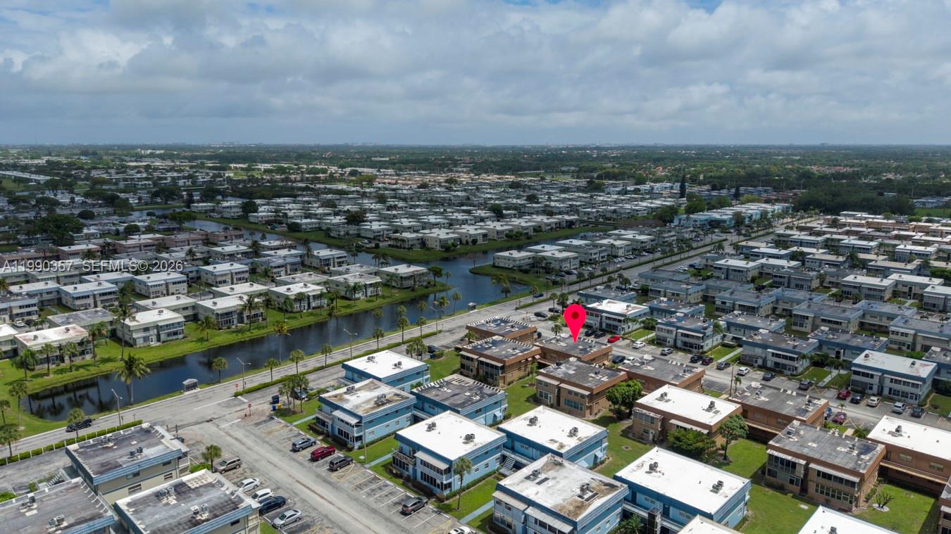 KINGS POINT BRITTANY COND - Residential