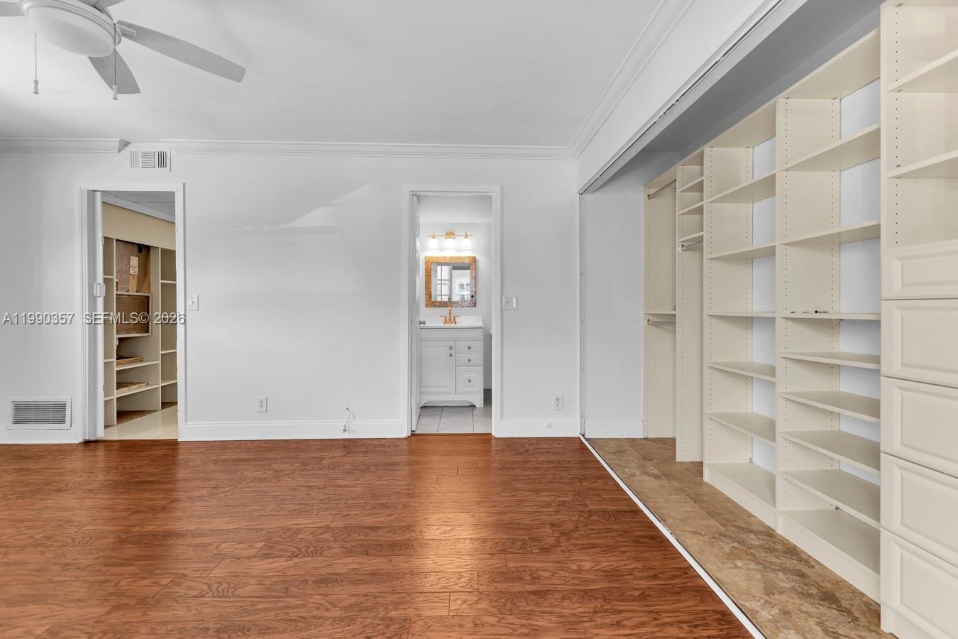 KINGS POINT BRITTANY COND - Residential