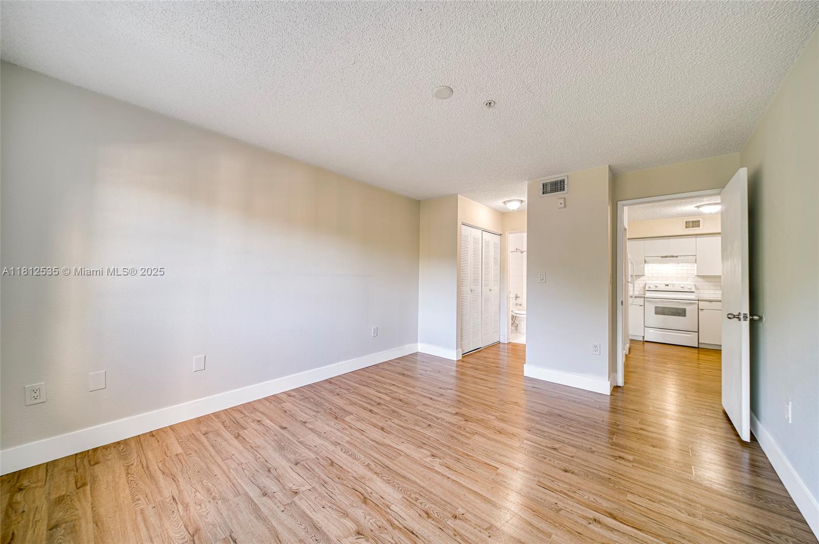 ENCLAVE AT DORAL CONDO NO - Residential Lease