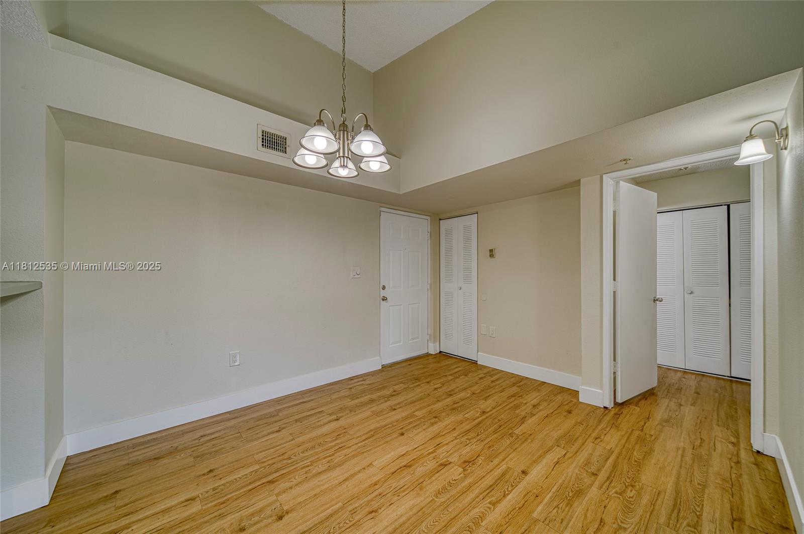4540 NW 107th Ave 305-11